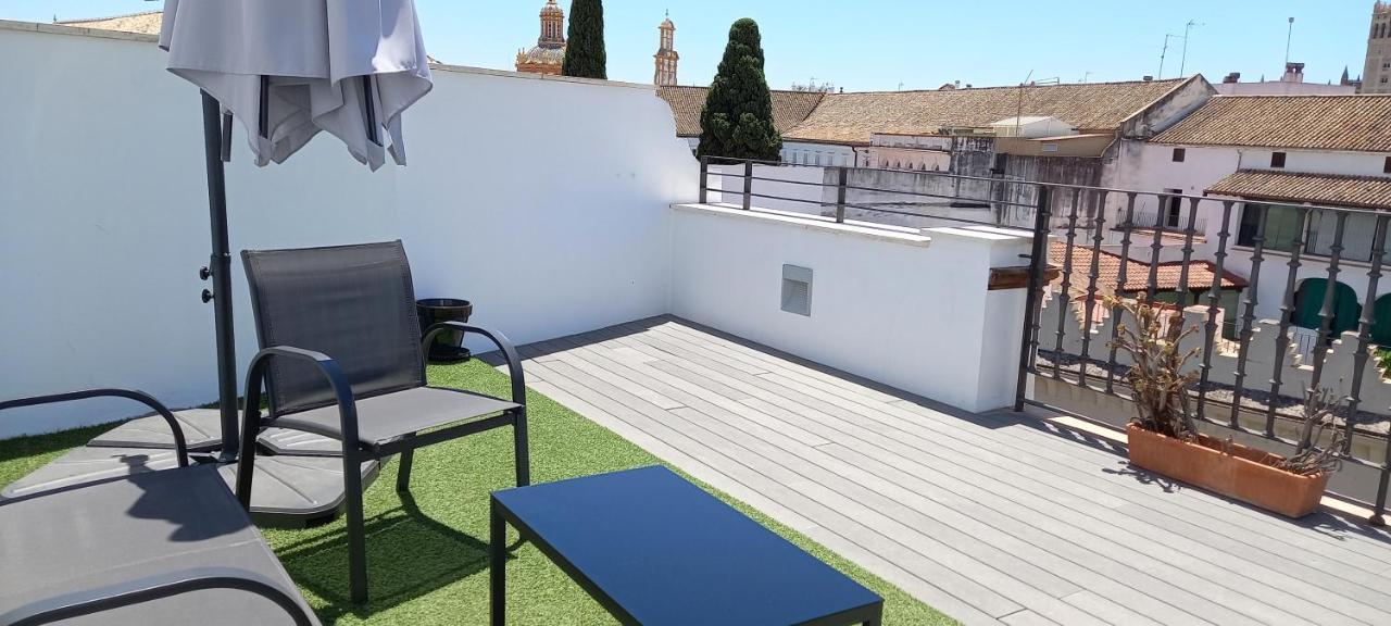 Casa Palacio La Casa Blanca Suites Севиля Екстериор снимка